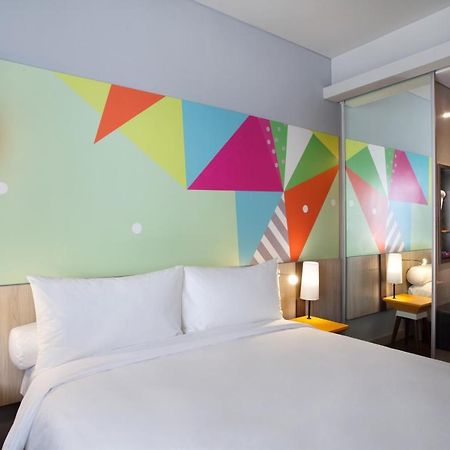 Ibis Styles Jakarta Sunter Екстер'єр фото
