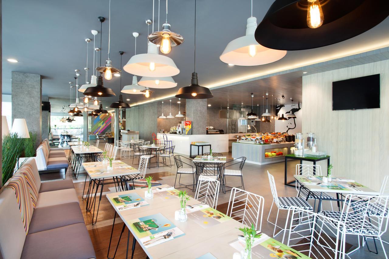 Ibis Styles Jakarta Sunter Екстер'єр фото