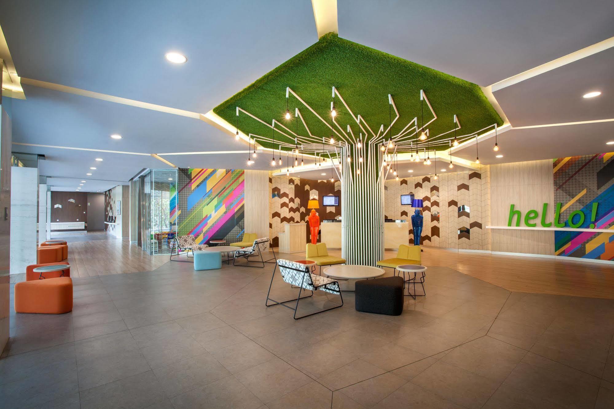 Ibis Styles Jakarta Sunter Екстер'єр фото